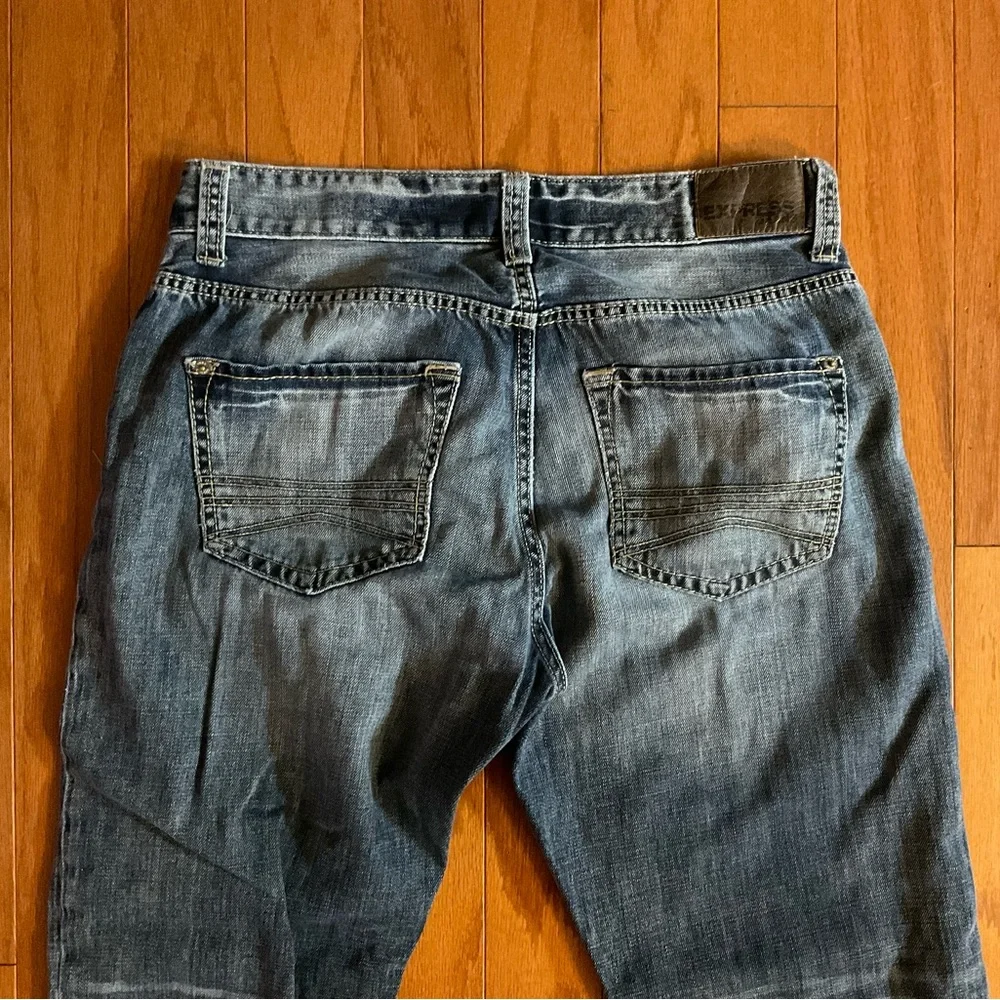 Men’s Express Jeans Loose Fit Zipper 🪰 Blue Jeans!